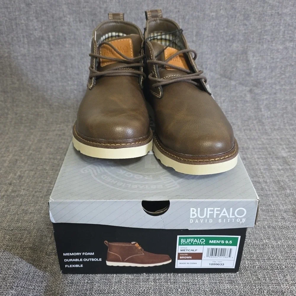 Buffalo David Bitton Metcalf Men's Chukka Boots Brown. US 9.5 New In Box.